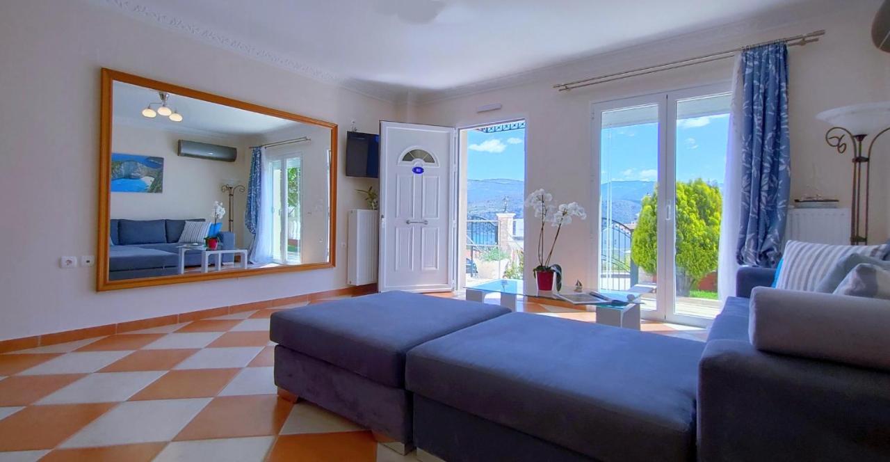 Blue Lagoon Luxury Apartment B2 아르고스톨리온 외부 사진